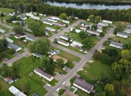 Pine Terrace Mobile Home Community
