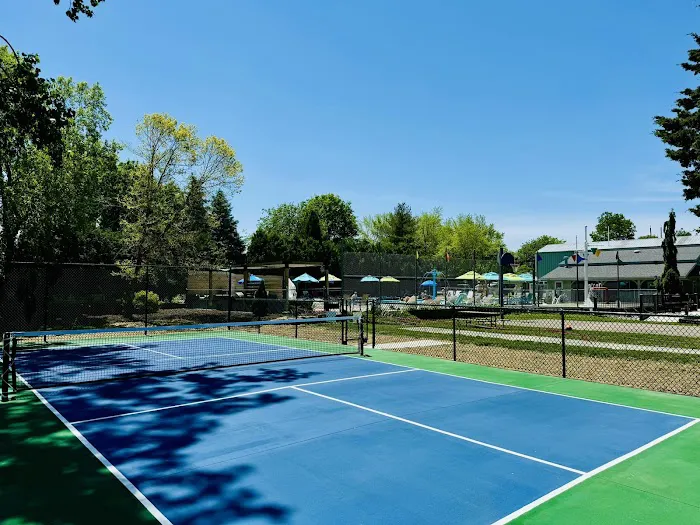 Cedarlane RV Resort Picture 3