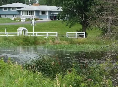 Lakeside Manor & RV Park