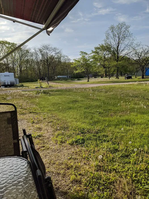 Wooded Acre Campground Picture 2