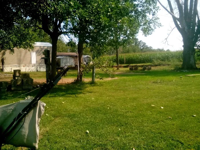 Anderson Mobile Home Park Picture 10