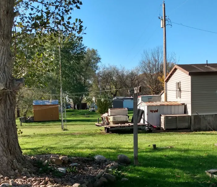 Anderson Mobile Home Park Picture 7