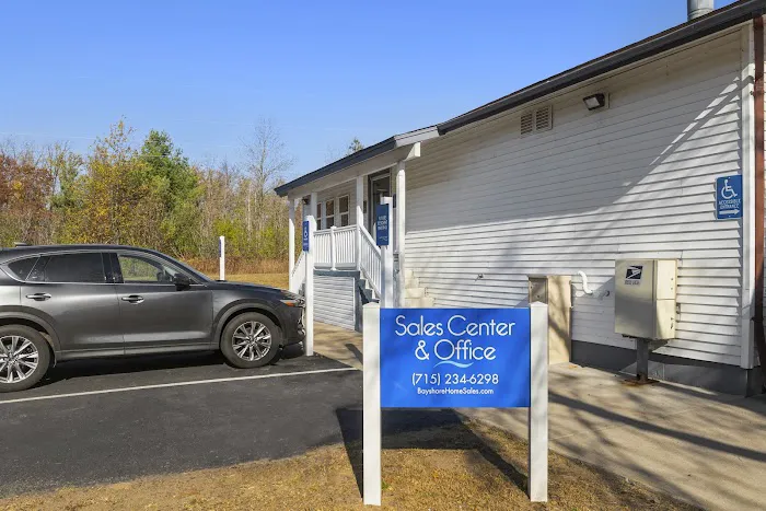 Lakeshore Terrace Manufactured Home Community Picture 3
