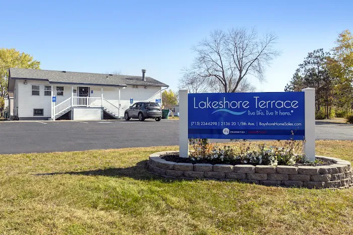 Lakeshore Terrace Manufactured Home Community Picture 6