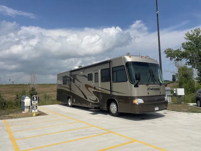 Love's RV Hookup Picture 8