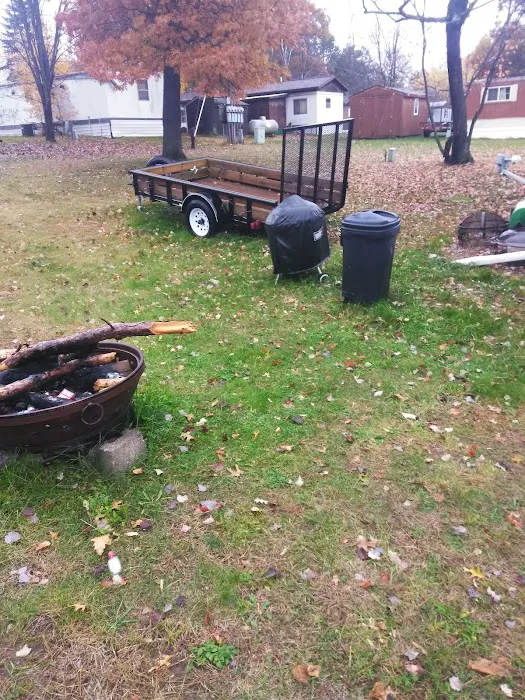 Village East Mobile Home Park Picture 7