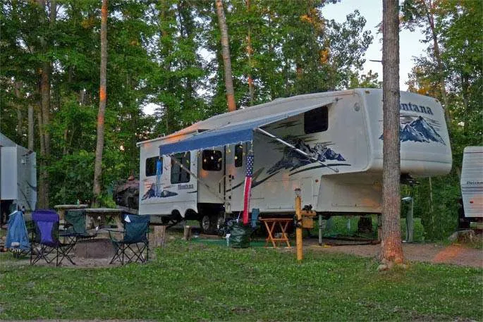Featherstone RV Park Picture 5