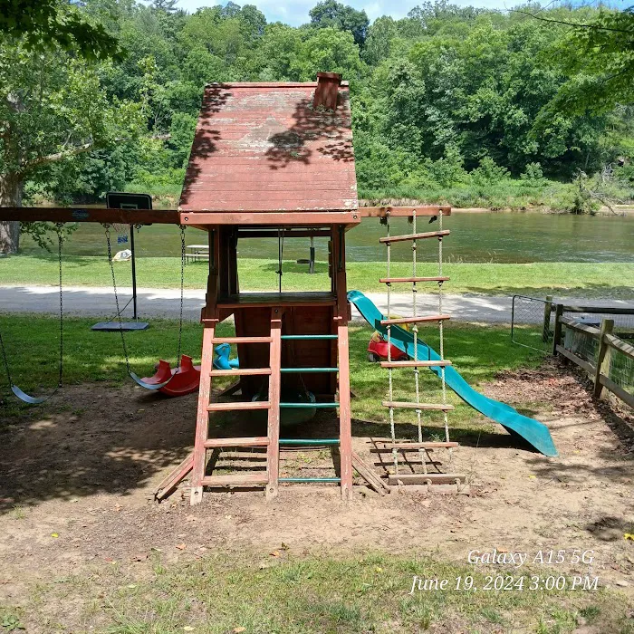 Twin Rivers Campground Picture 10