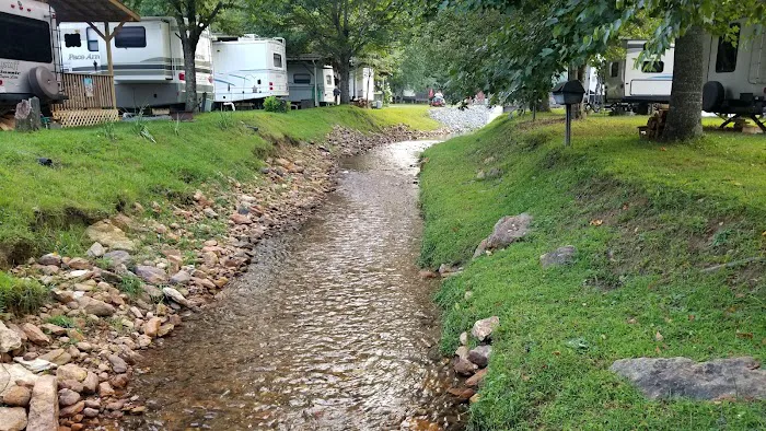 A & C Campground Picture 8