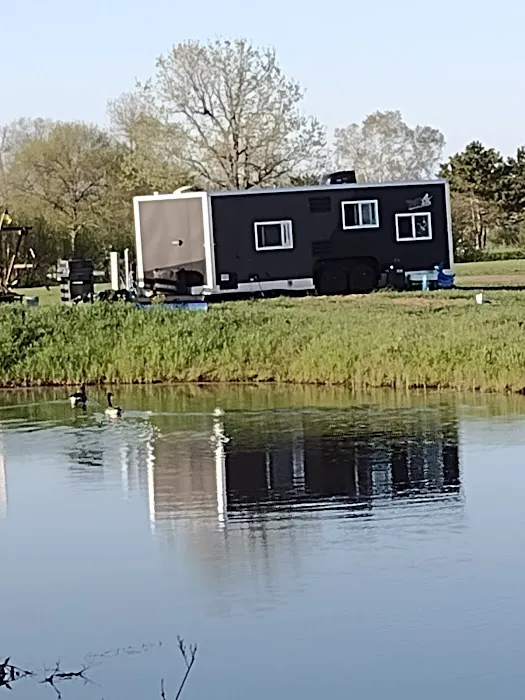 Wealthwood RV Resort Picture 7