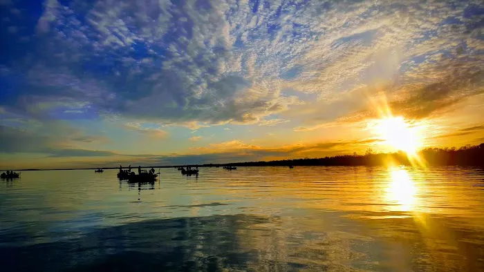 Doc's Harbor RV Picture 1