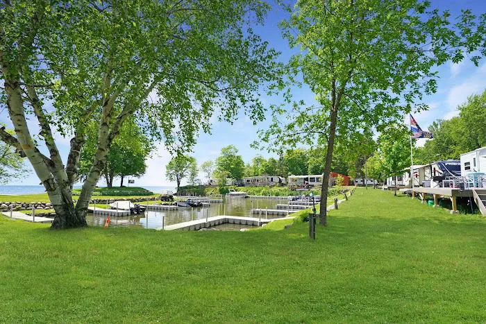 Doc's Harbor RV Picture 8