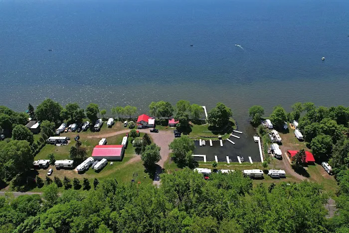Doc's Harbor RV Picture 10