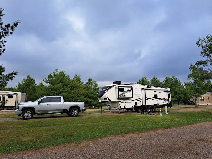 Treeland Farm RV Resort Picture 6