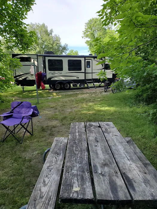 Deer Creek State Park Campground Picture 9