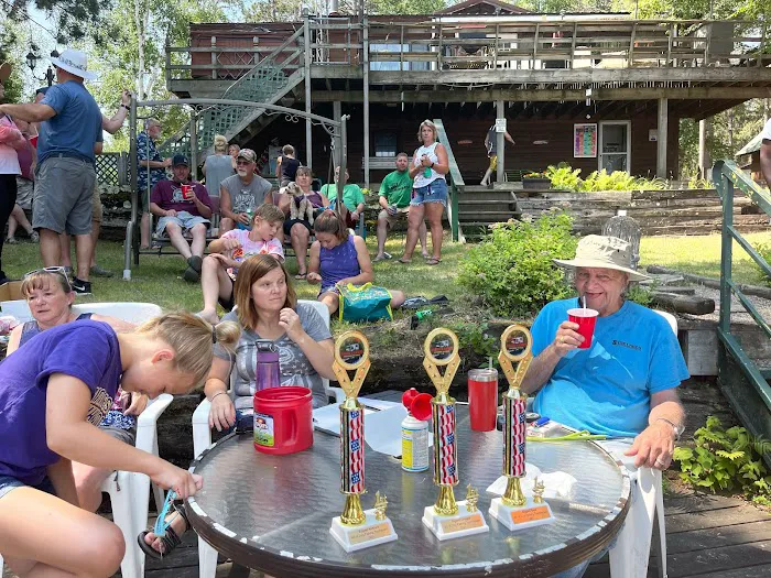 Rager's Acres Seasonal RV Park Picture 8