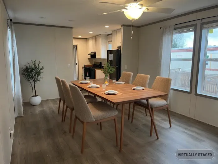 Homecroft Mobile Home Community Picture 8