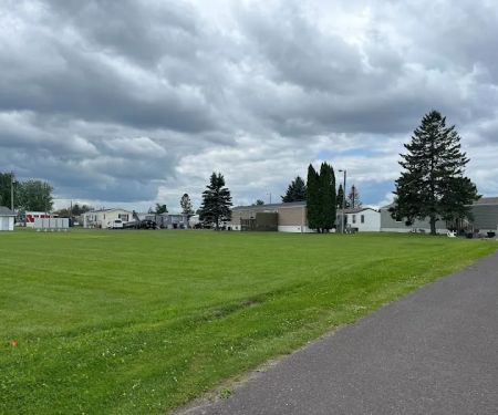 Homecroft Mobile Home Community