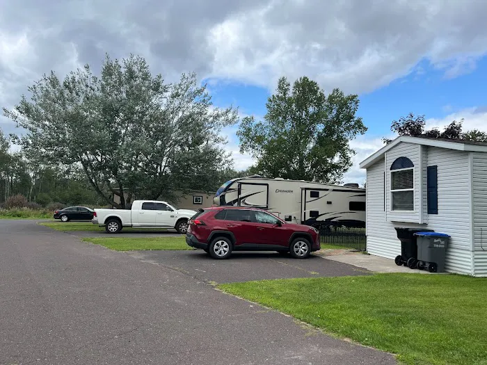 Homecroft Mobile Home Community Picture 3