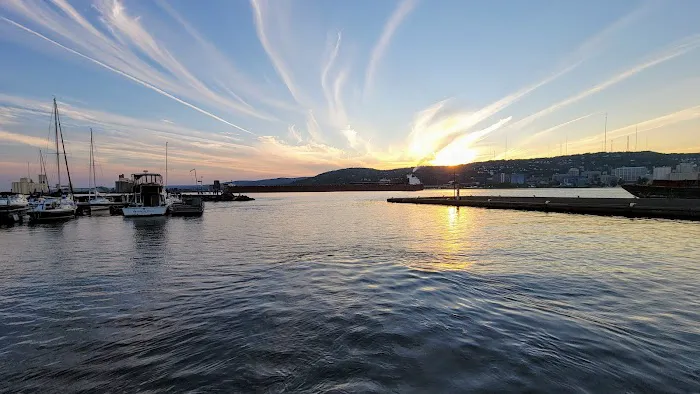Lakehead Boat Basin Picture 7