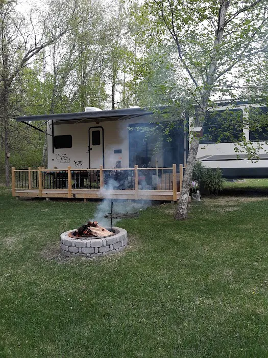 Trails RV Park Picture 5