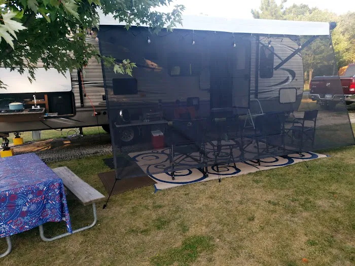 Trails RV Park Picture 7
