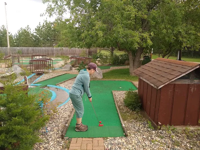 Heartland Trailside (RV Park, Mini Golf, Ice Cream) Picture 8