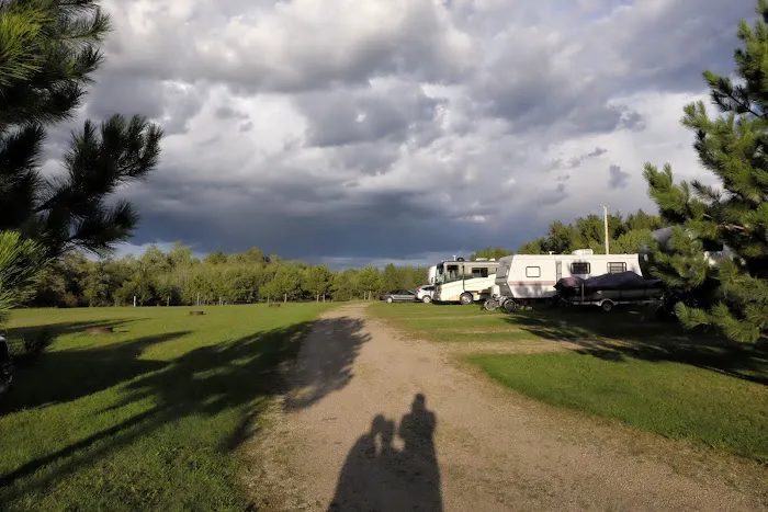 Heartland Trailside (RV Park, Mini Golf, Ice Cream) Picture 5