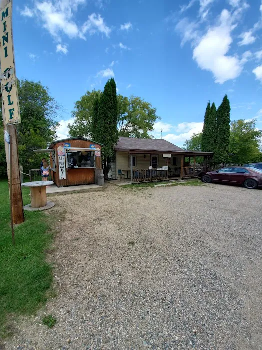 Heartland Trailside (RV Park, Mini Golf, Ice Cream) Picture 7