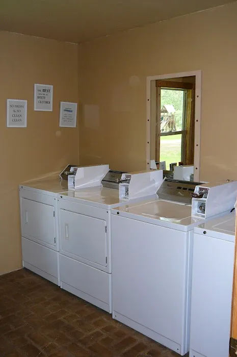 Big Pines RV Park Picture 2