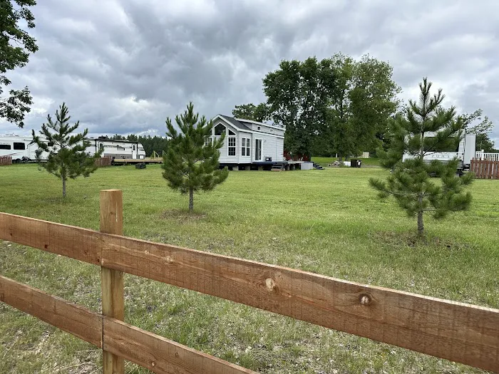 Ly-Nee RV Sites, LLC Picture 3
