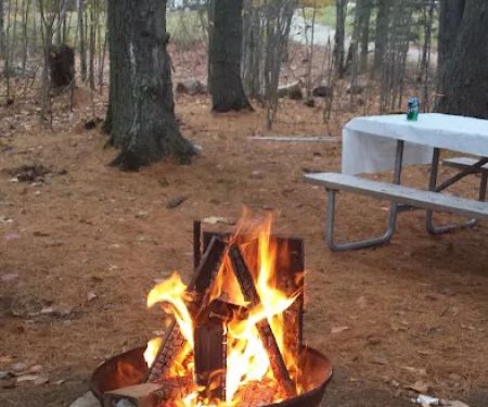 Keenes Lake Family Campground