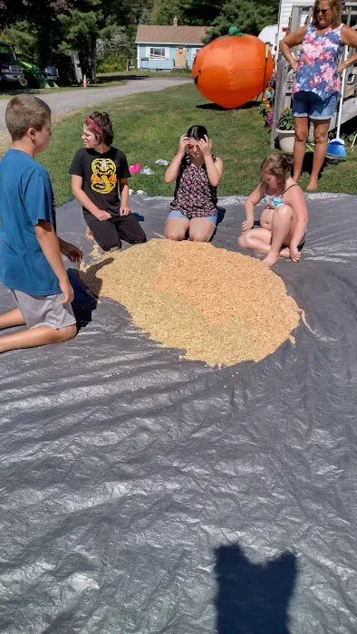 Hilltop Campground Picture 4