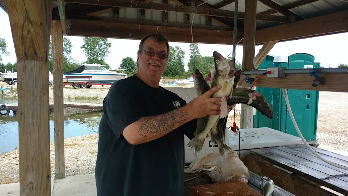 Paradise Acres Campgrounds and Marina Picture 9
