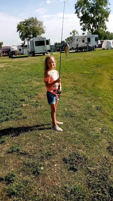 Paradise Acres Campgrounds and Marina Picture 6