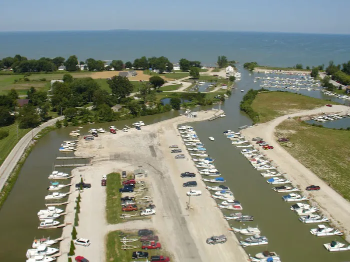 Wild Wings Campground & Marina Picture 1