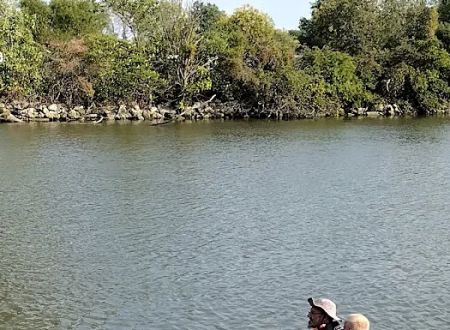 Magee East Marina & Campground