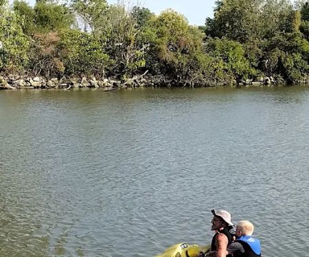 Magee East Marina & Campground