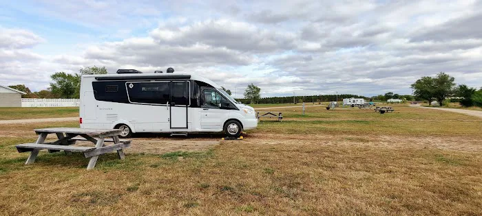 The Homestead at Ottertail RV Park & Resort Picture 6