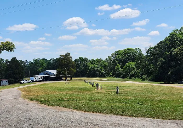 Van Hoy Farms Campground Picture 6