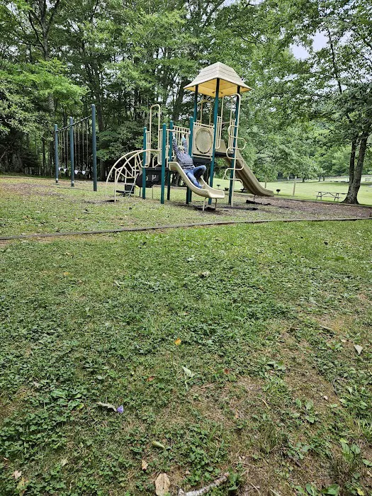 Hickory Ridge Campground Picture 10