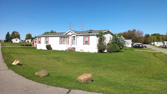 Whispering Willow Mobile Home Community Picture 5