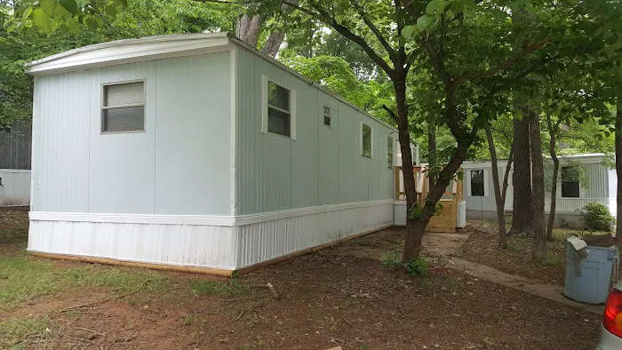 Charlotte Hills Mobile Home Park Picture 2