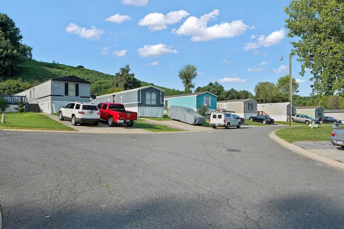 Bloomfield Estates Picture 10