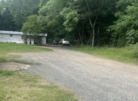 Rivers Edge Mobile Home Park