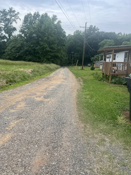 Rivers Edge Mobile Home Park Picture 2