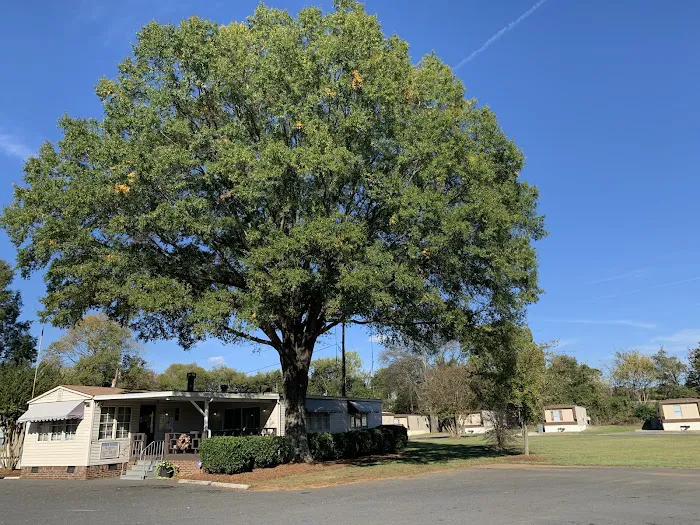Arrowood Mobile Home Park Picture 4