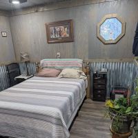 Lazy Acres Outpost ico