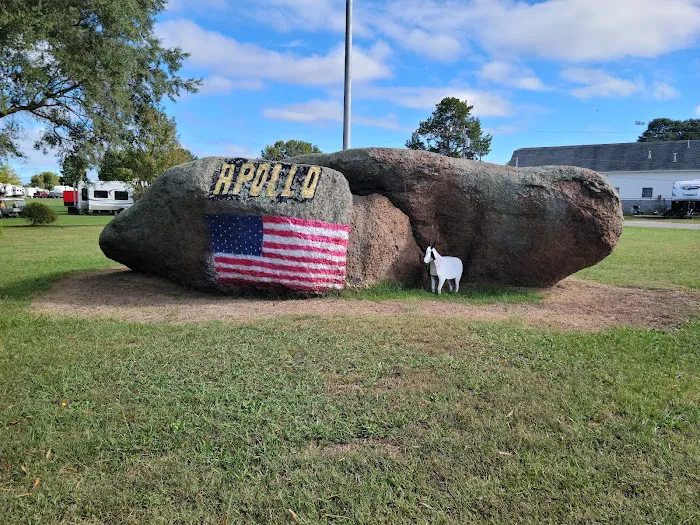 Apollo RV Park Picture 8
