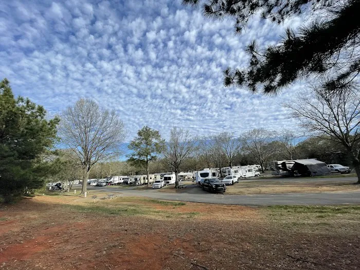 Carowinds Camp Wilderness RV Picture 3